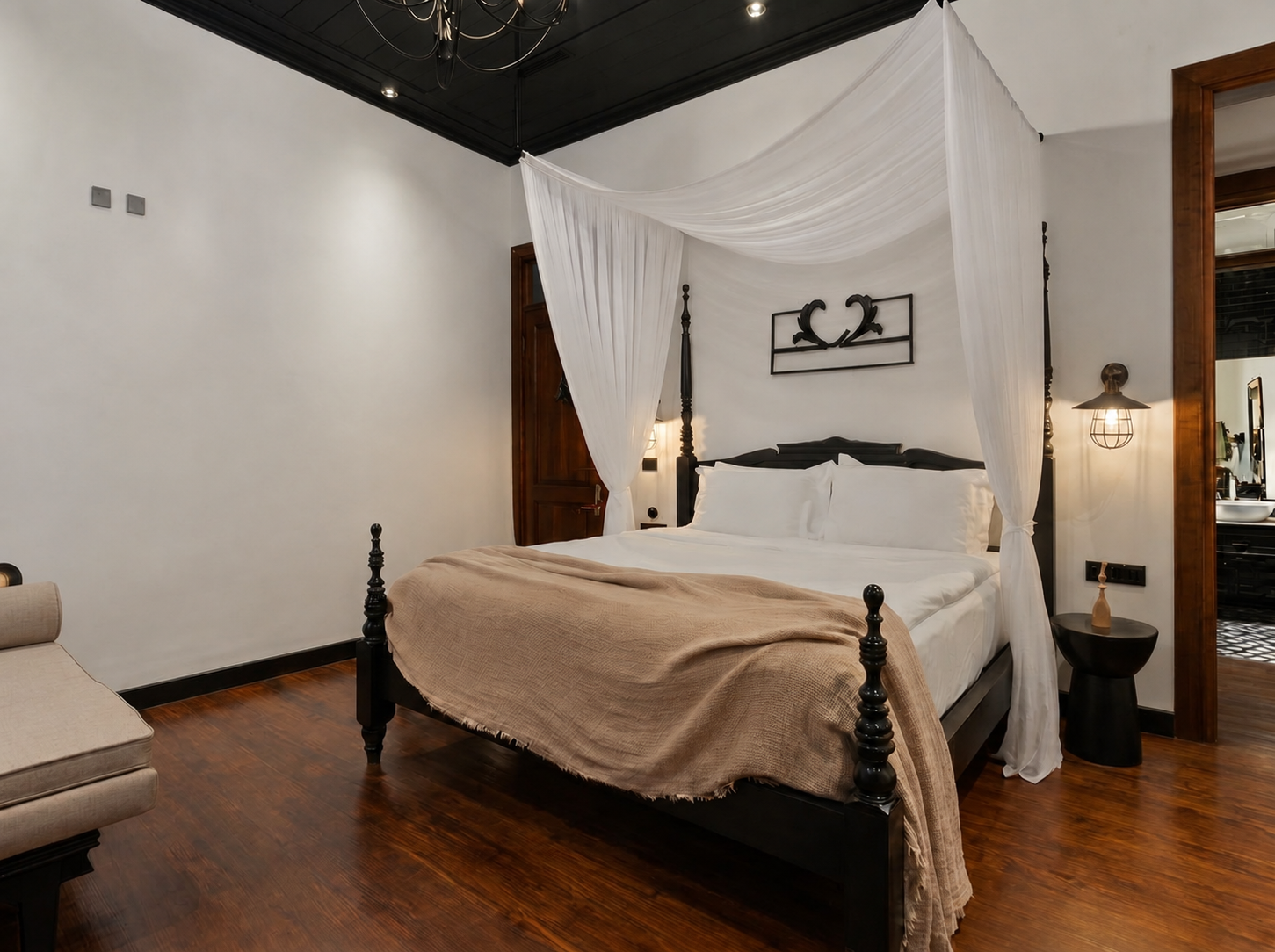 Özbey Masif uygulaması bulunan Belmondo Suites odası